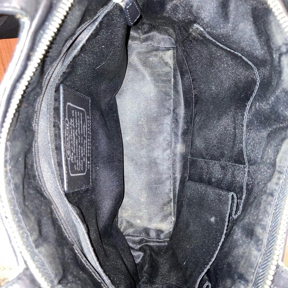 COACH signature stripe  No. 12429
SHOULDERBAG tote VNTG and wallet - Picture 11 of 16